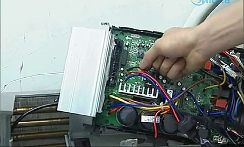 皋兰美的空调电话是多少